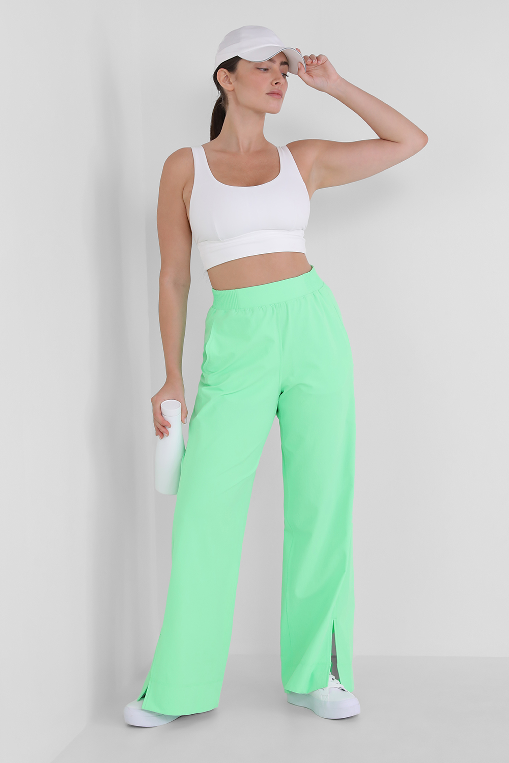 Stretch Woven Wide-Leg High-Rise Pant